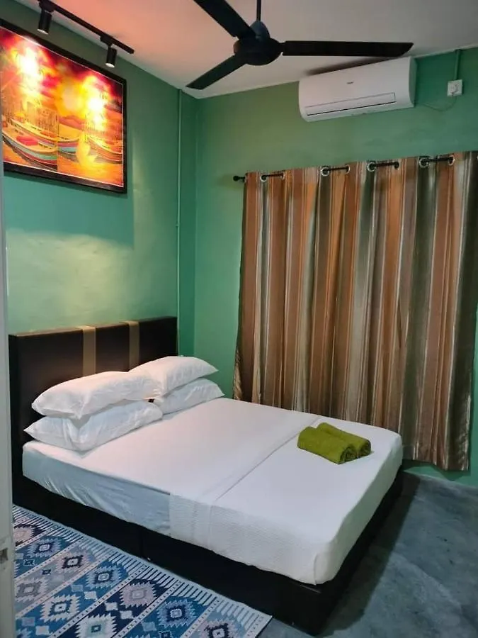 Sri Impiana Villa Pantai Cenang  Holiday home Pantai Cenang (Langkawi)